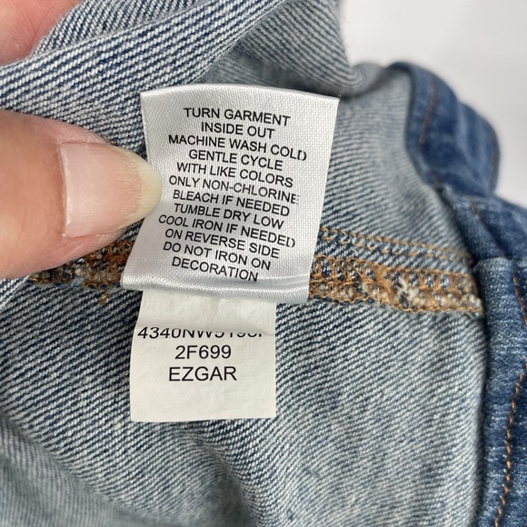 One World Blue Denim Jacket Women's 1X With Embellished Sleeves With Sequins - Picture 11 of 11